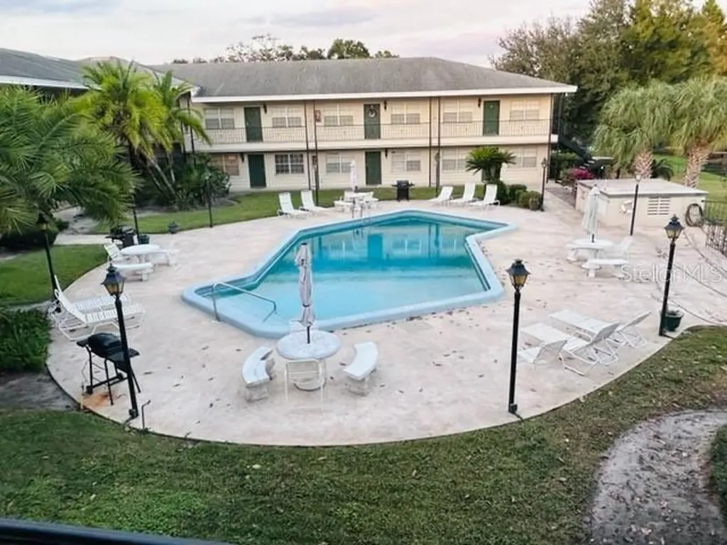 2887 S Osceola Avenue Orlando FL 32806
