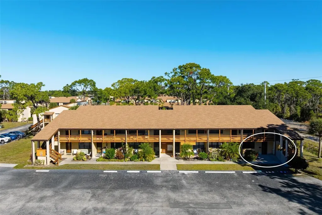 25 Quails Run Boulevard Englewood FL 34223