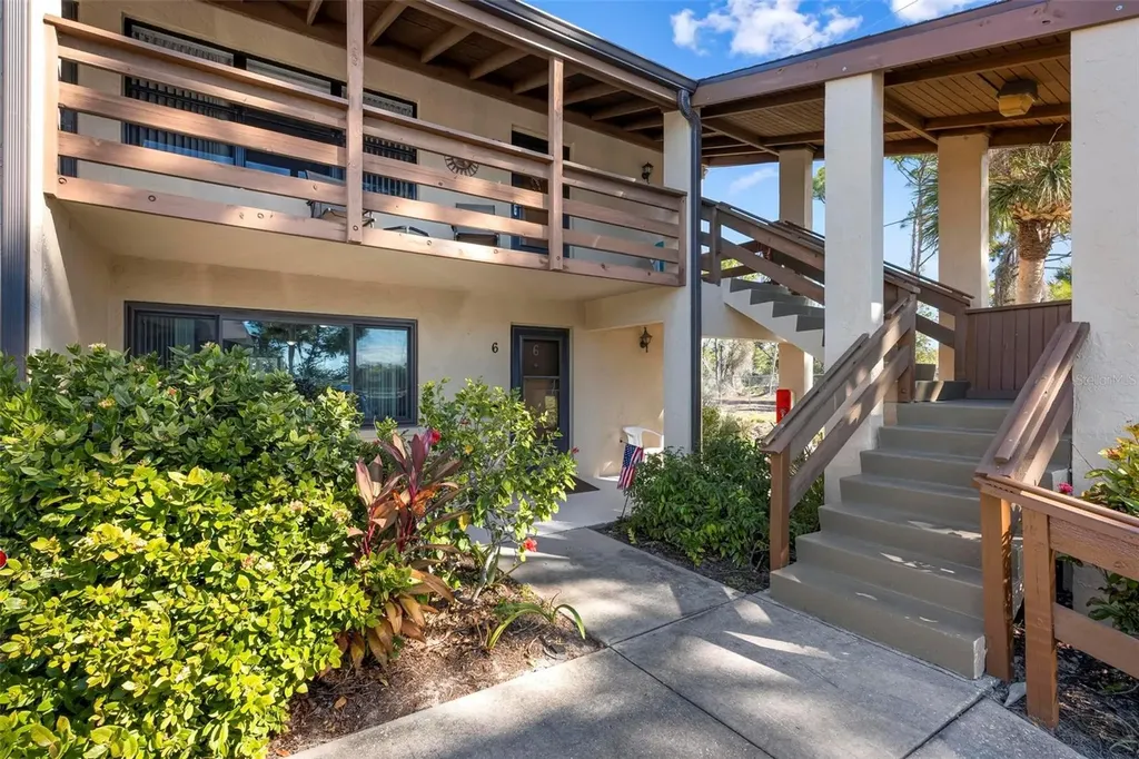 25 Quails Run Boulevard Englewood FL 34223