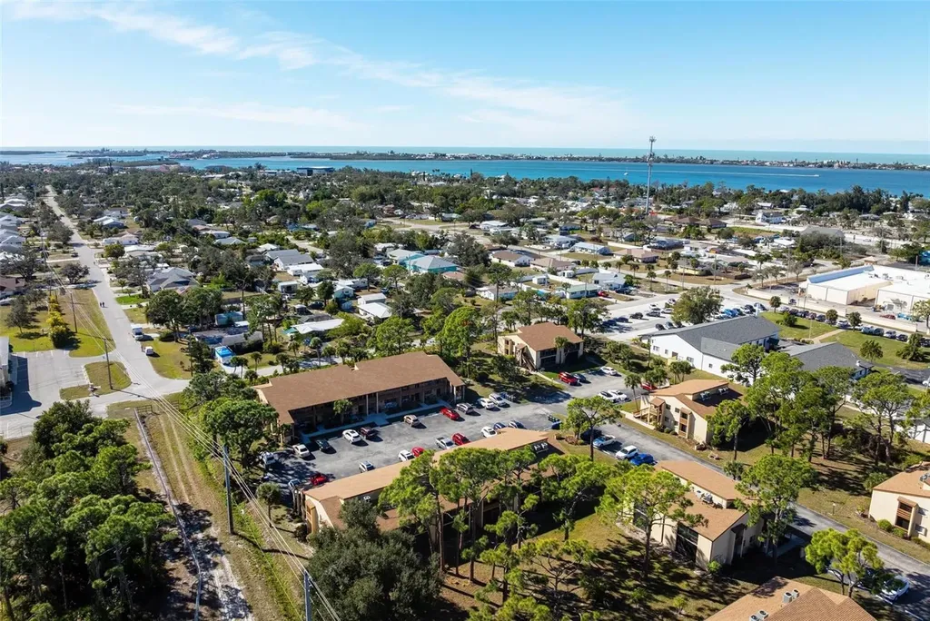 25 Quails Run Boulevard Englewood FL 34223