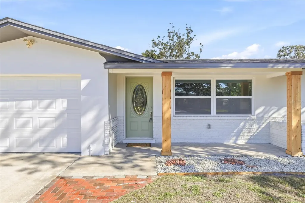10799 99th Place Seminole FL 33772