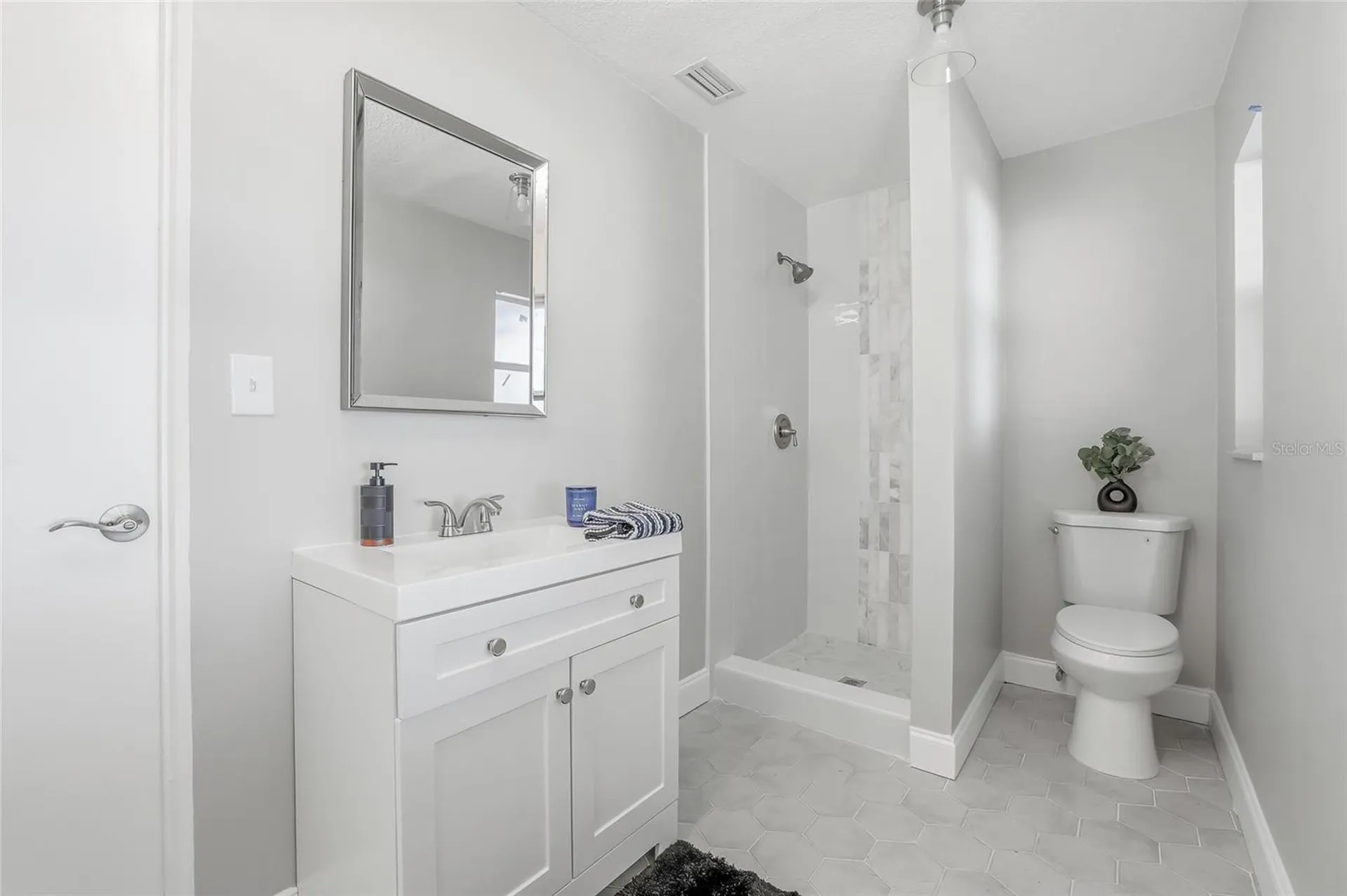 10799 99th Place Seminole FL 33772
