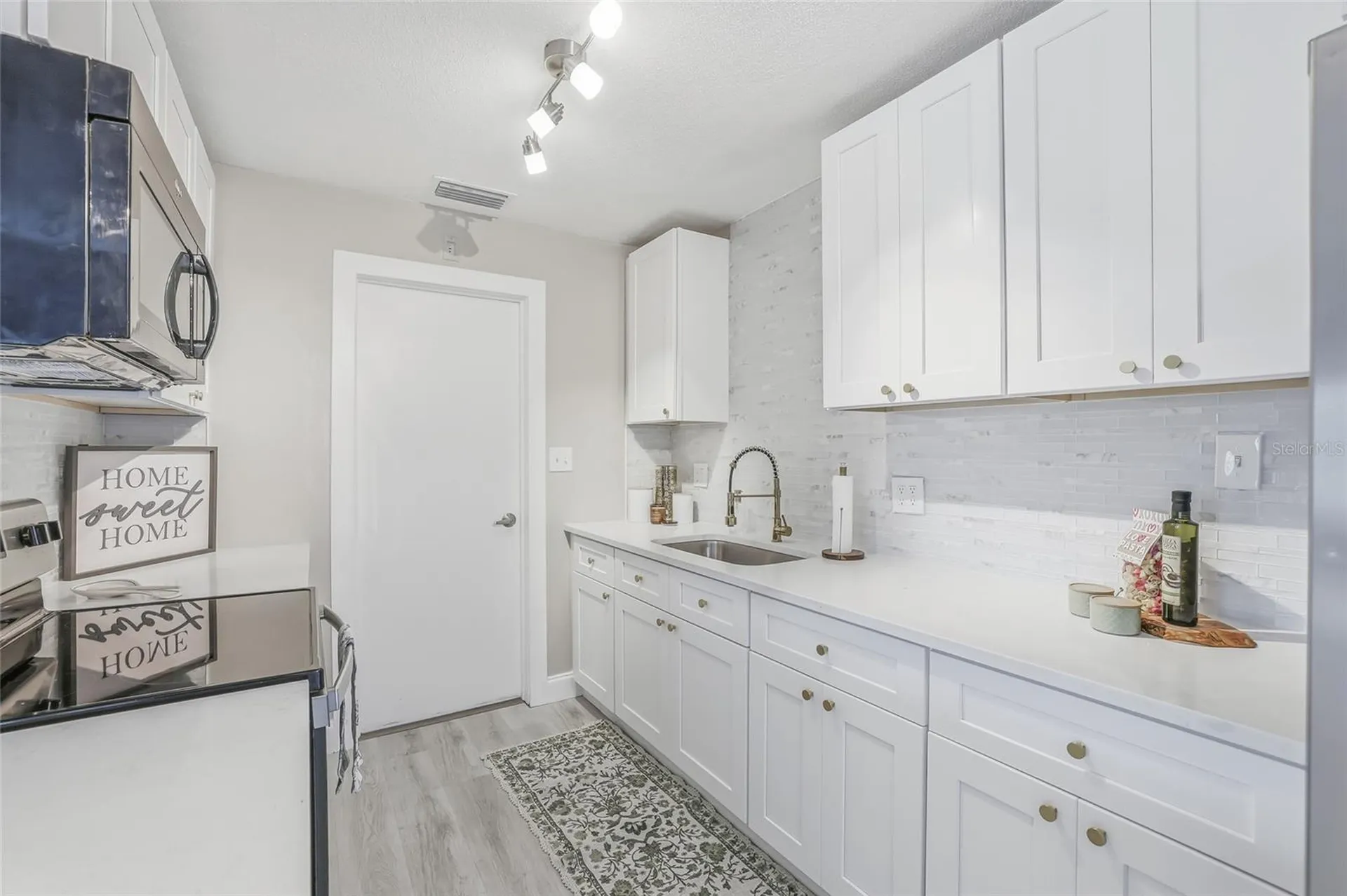10799 99th Place Seminole FL 33772