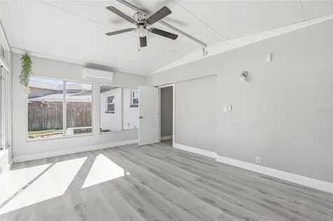10799 99th Place Seminole FL 33772