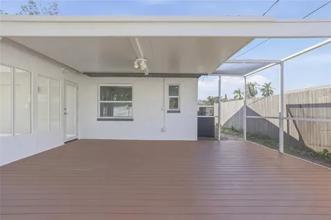 10799 99th Place Seminole FL 33772