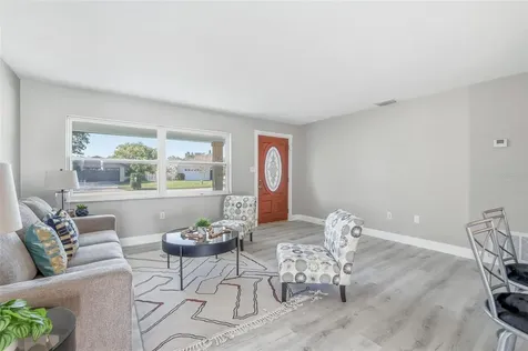 10799 99th Place Seminole FL 33772