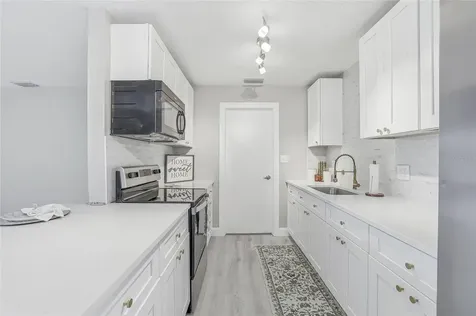 10799 99th Place Seminole FL 33772