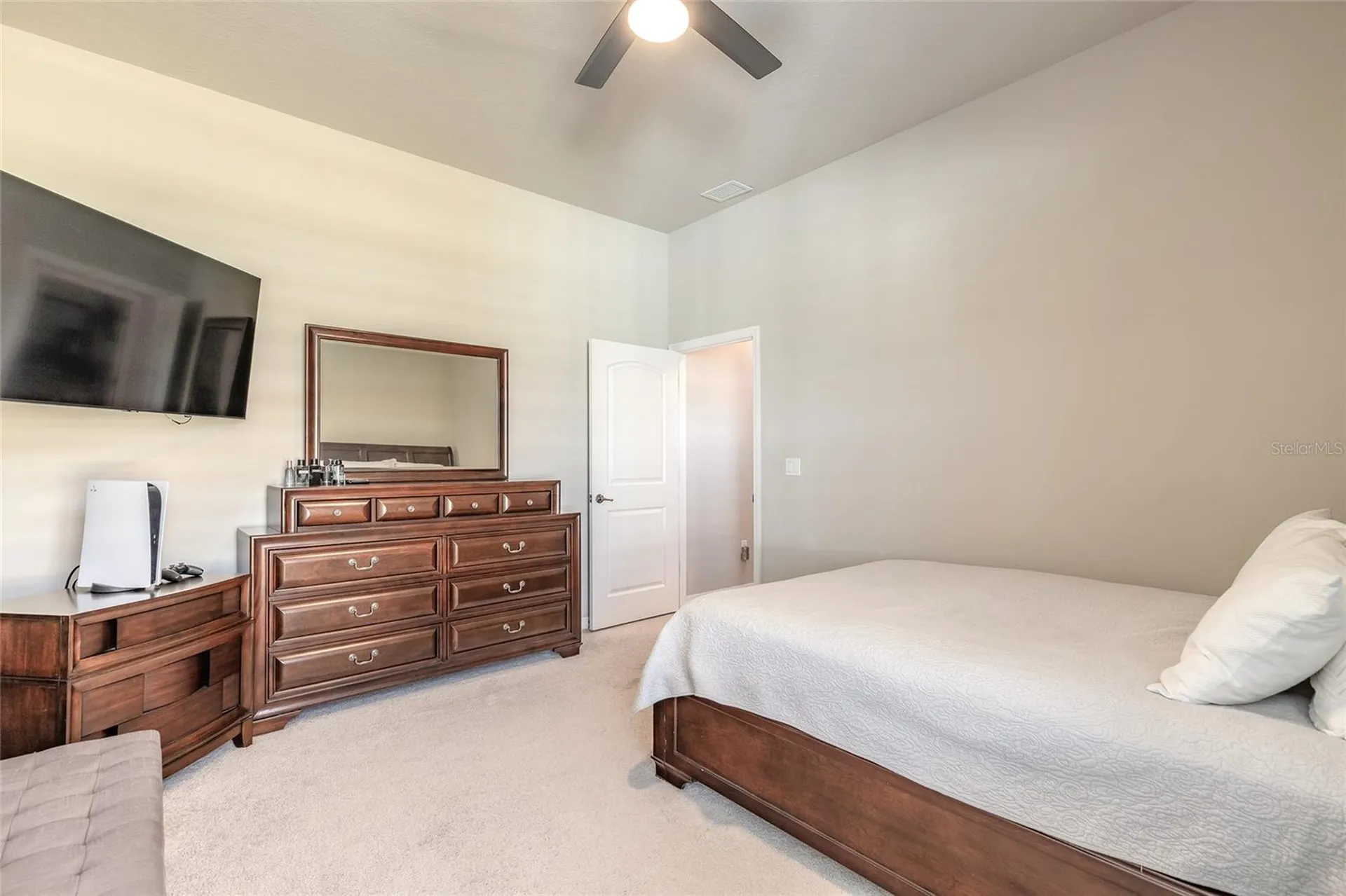 527 Luna Bella Lane New Smyrna Beach FL 32168