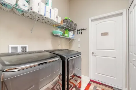527 Luna Bella Lane New Smyrna Beach FL 32168