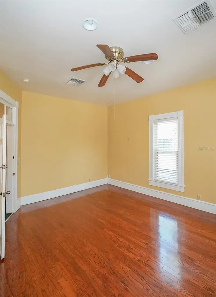 333 S Plant Avenue Tampa FL 33606