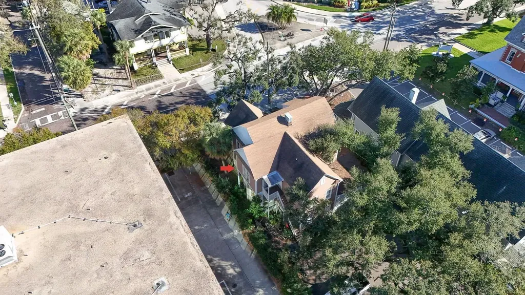 333 S Plant Avenue Tampa FL 33606