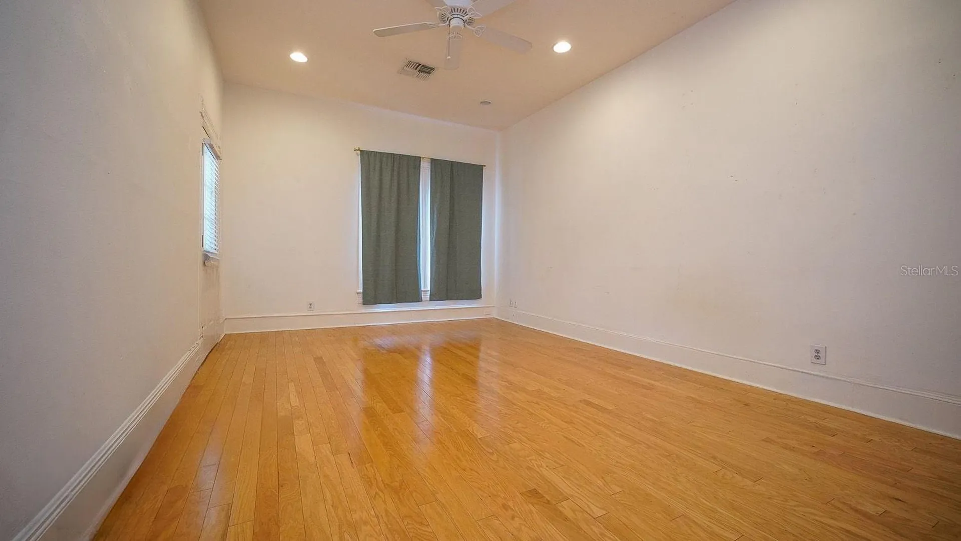 333 S Plant Avenue Tampa FL 33606