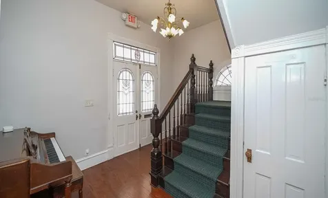333 S Plant Avenue Tampa FL 33606
