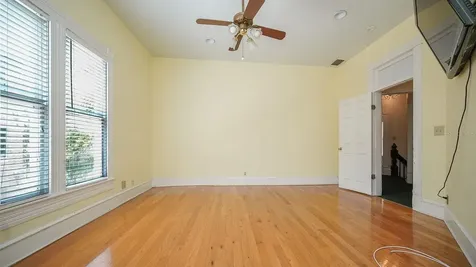 333 S Plant Avenue Tampa FL 33606