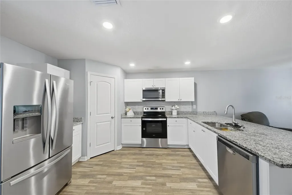1406 Teal Court Kissimmee FL 34759