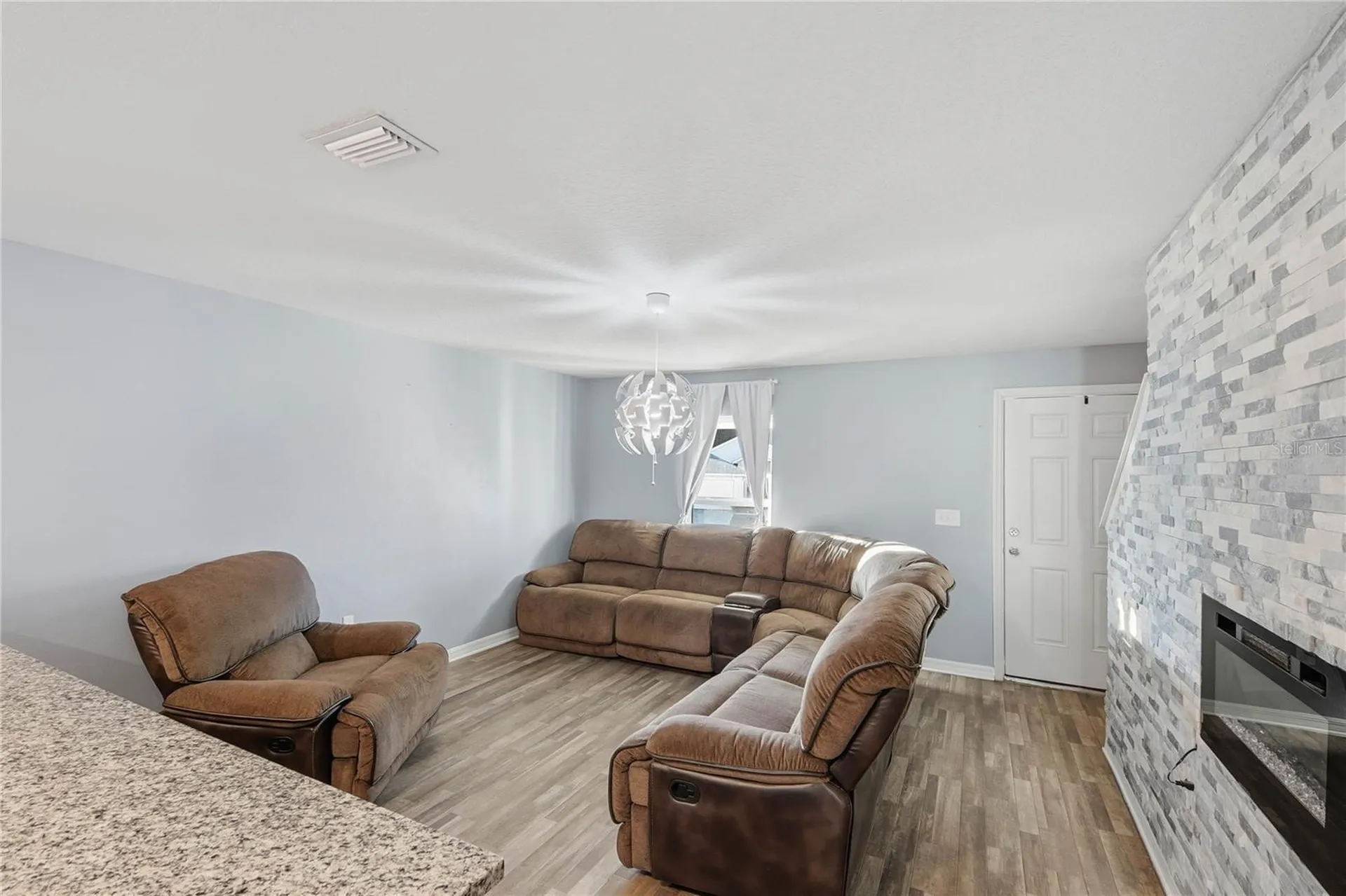 1406 Teal Court Kissimmee FL 34759