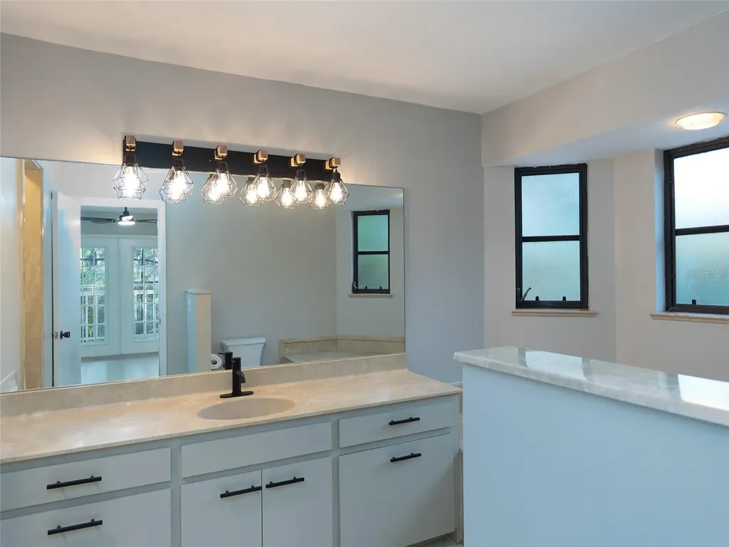 593 S Moon Drive Venice FL 34292