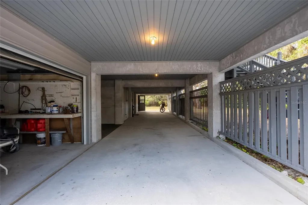 593 S Moon Drive Venice FL 34292