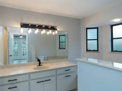 593 S Moon Drive Venice FL 34292
