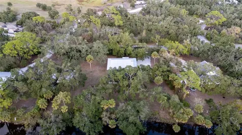 593 S Moon Drive Venice FL 34292