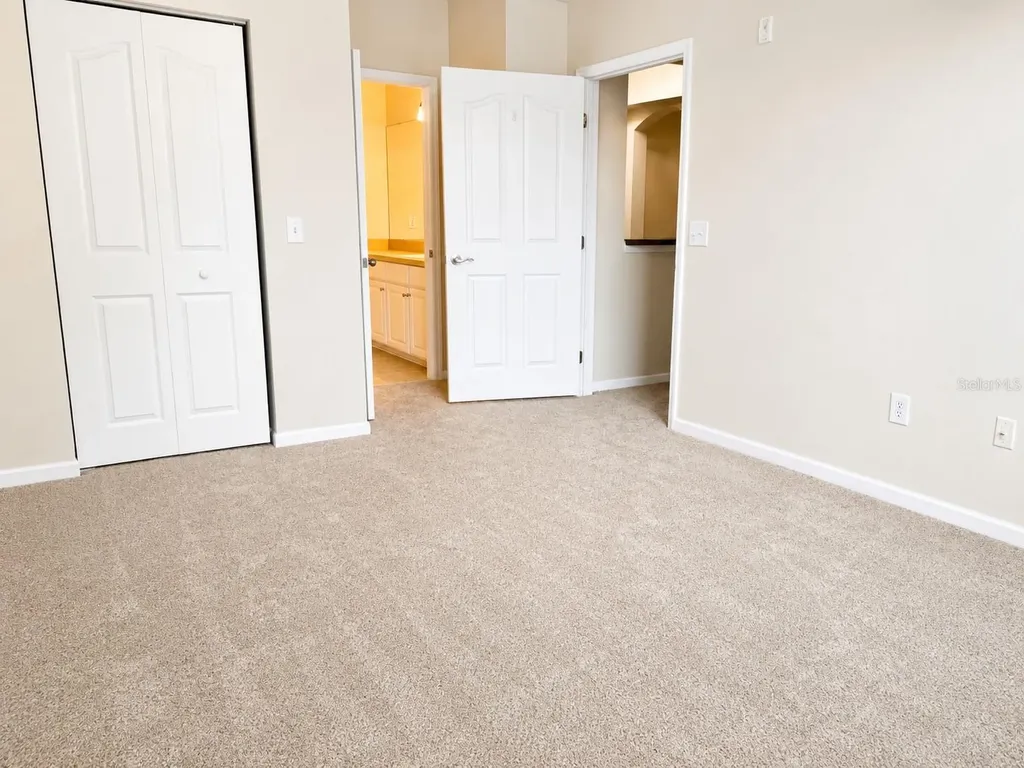 12849 Madison Point Circle Orlando FL 32821
