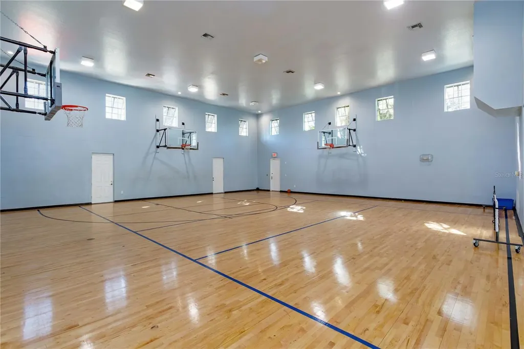 12849 Madison Point Circle Orlando FL 32821