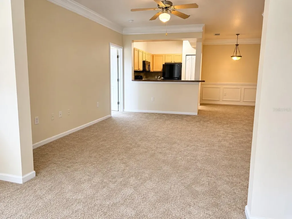 12849 Madison Point Circle Orlando FL 32821
