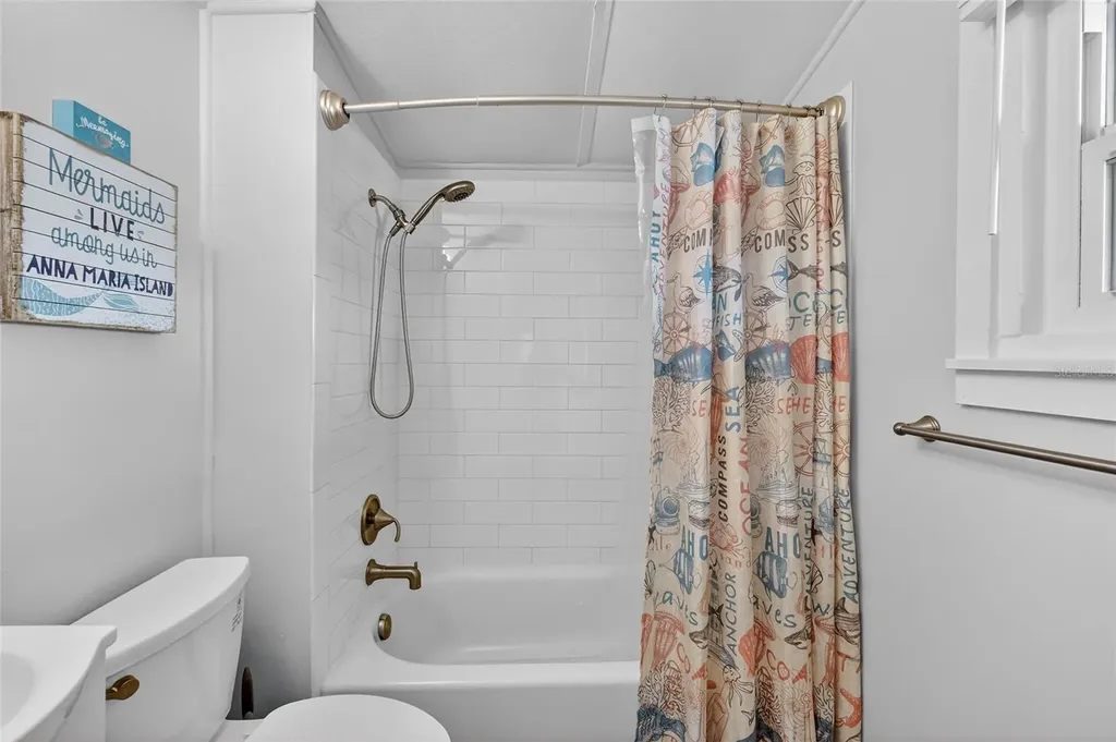 520 Spring Avenue Anna Maria FL 34216