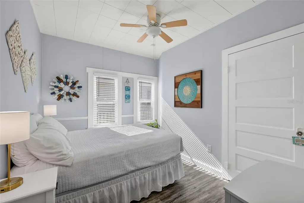 520 Spring Avenue Anna Maria FL 34216