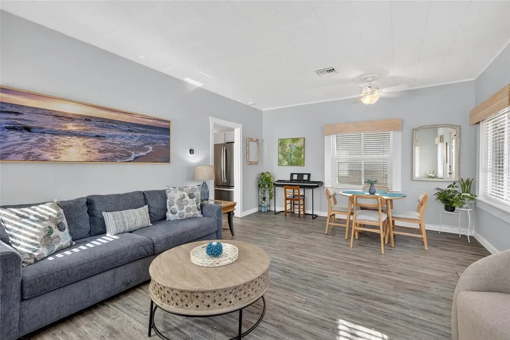 520 Spring Avenue Anna Maria FL 34216