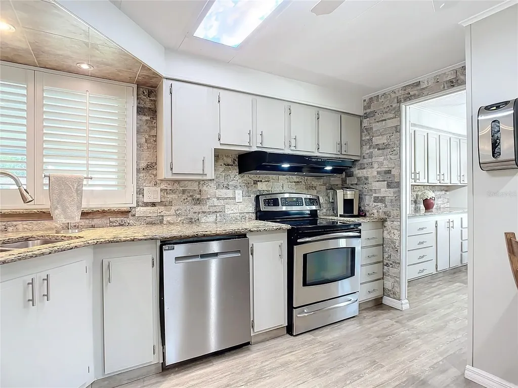 812 Swallow Lane Osteen FL 32764