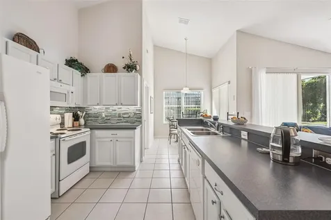 718 Corvina Drive Davenport FL 33897