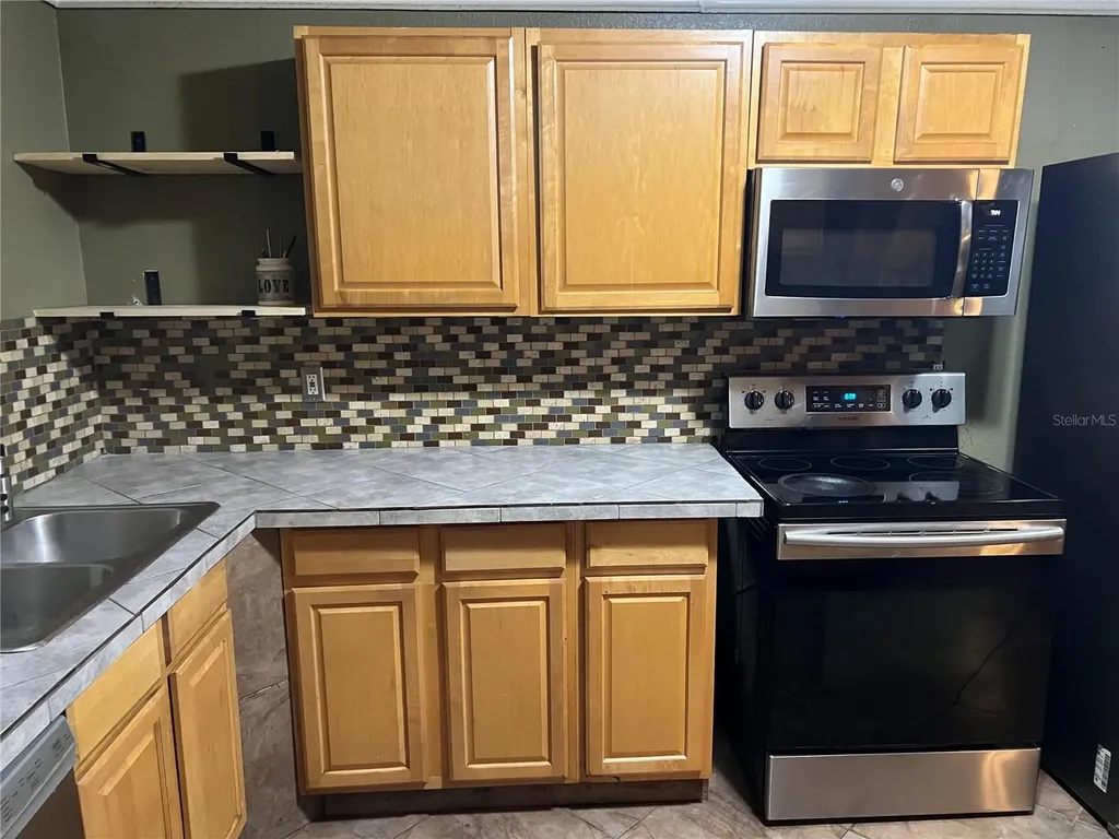 2904 Allison Drive Orlando FL 32826