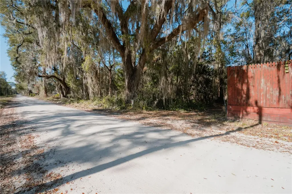 16970 NE 120th Avenue Waldo FL 32694