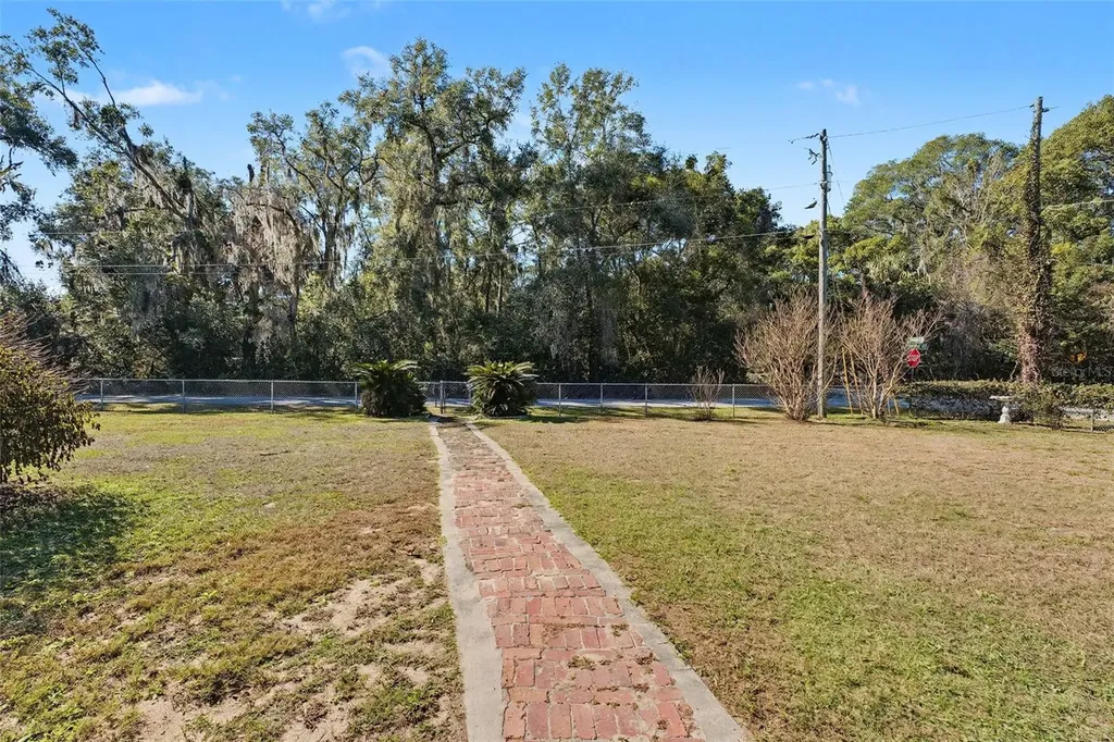 6107 SE Arthur Road Belleview FL 34420