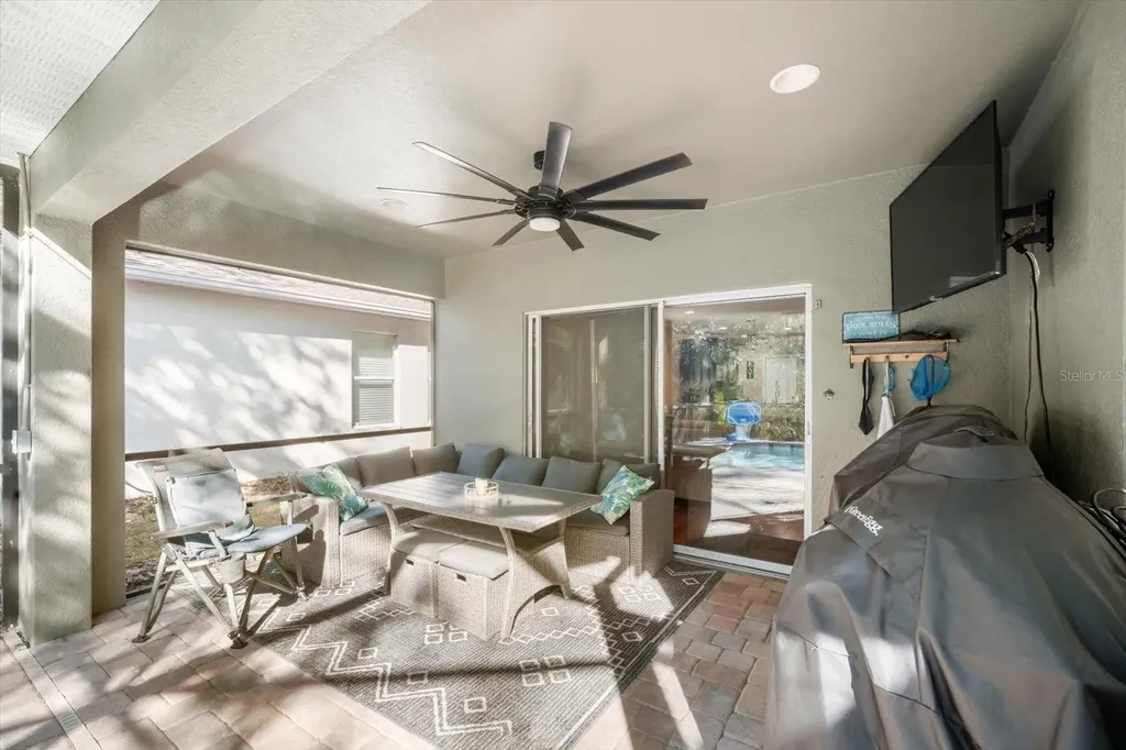7878 Tuscany Woods Drive Tampa FL 33647