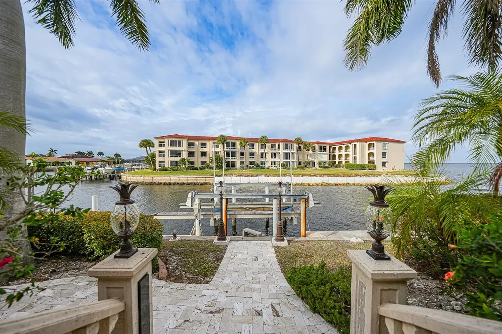 3 Hibiscus Drive Punta Gorda FL 33950