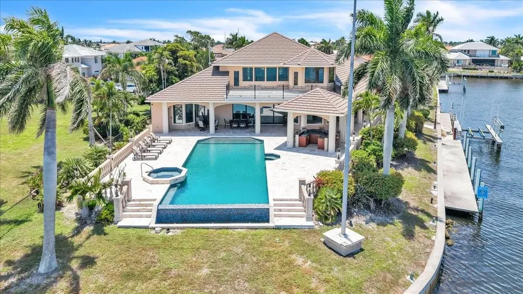 3 Hibiscus Drive Punta Gorda FL 33950