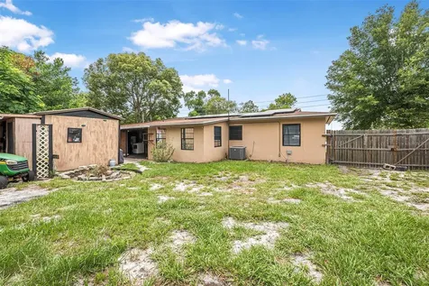 1333 E Lombardy Drive Deltona FL 32725