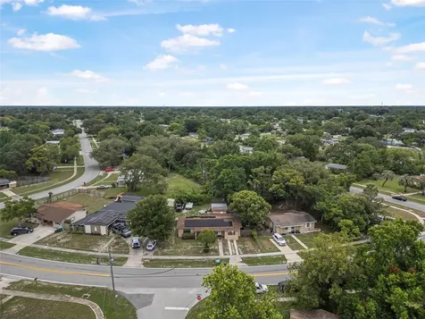 1333 E Lombardy Drive Deltona FL 32725