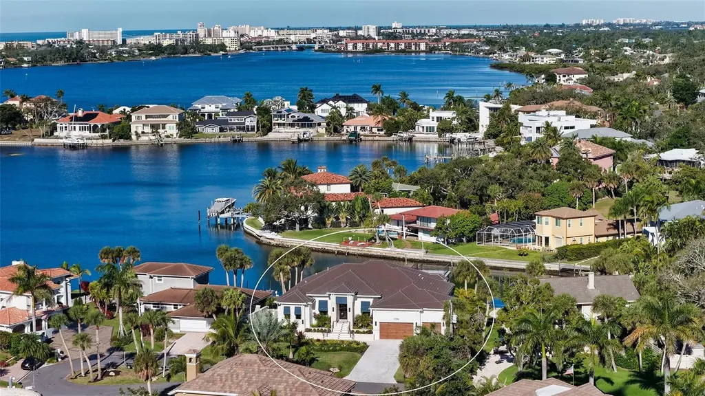 1739 Little Pointe Circle Sarasota FL 34231