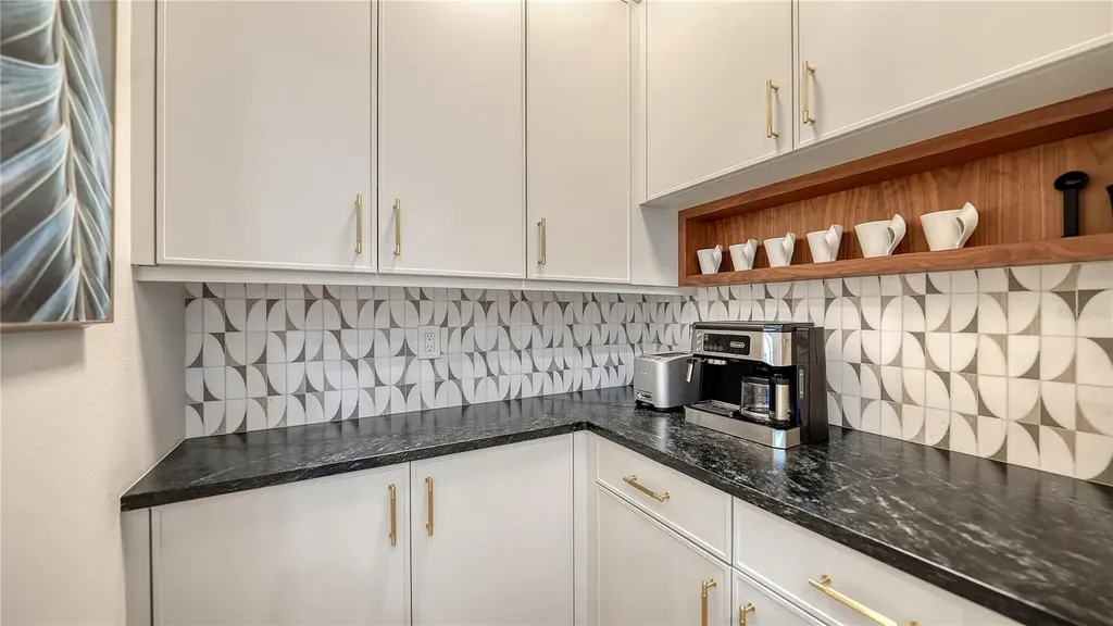 1739 Little Pointe Circle Sarasota FL 34231