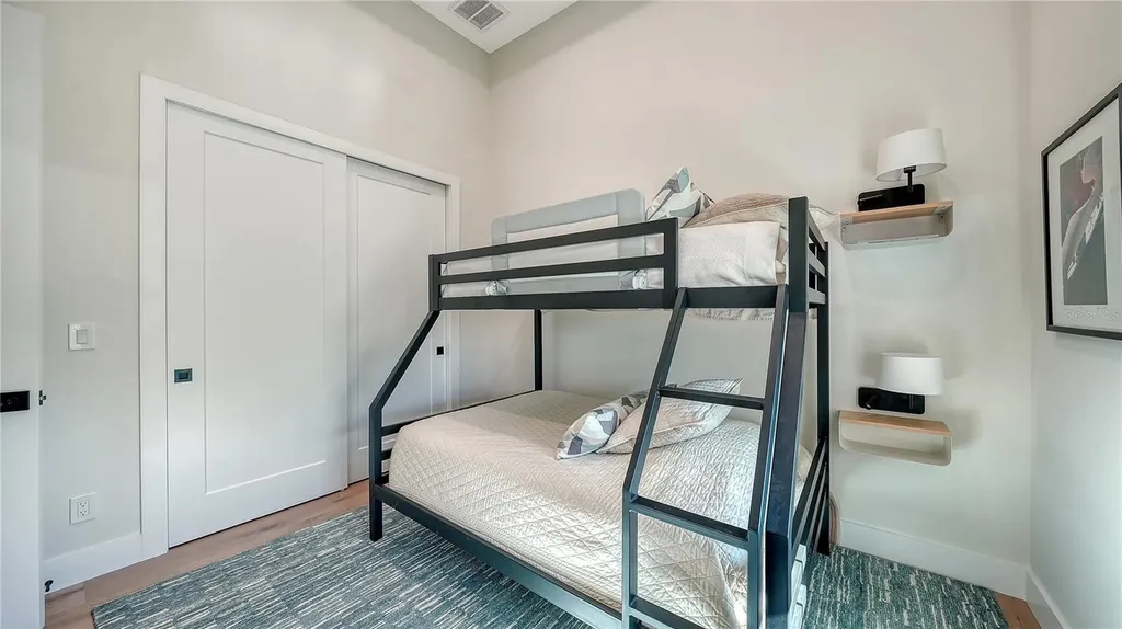 1739 Little Pointe Circle Sarasota FL 34231