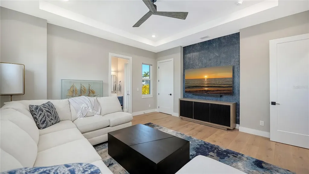 1739 Little Pointe Circle Sarasota FL 34231