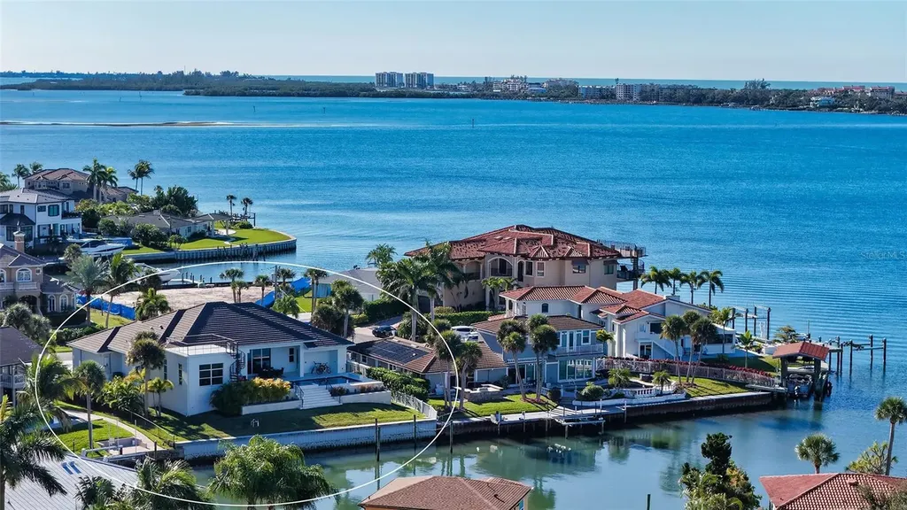 1739 Little Pointe Circle Sarasota FL 34231