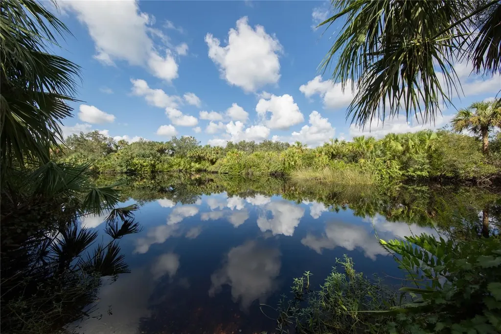 2450 Flagami Lane North Port FL 34286