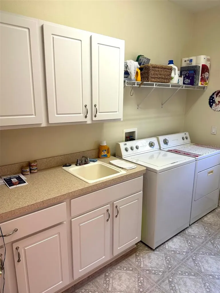 251 W Rexford Drive Beverly Hills FL 34465