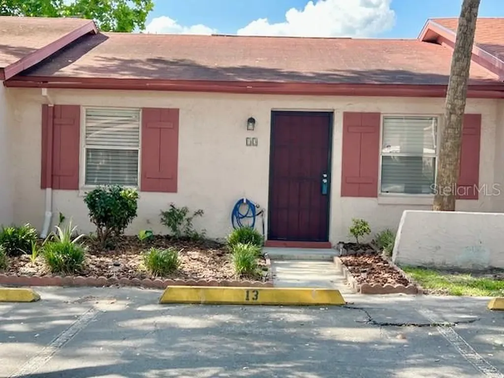 13 W Marbrisa Way Kissimmee FL 34743