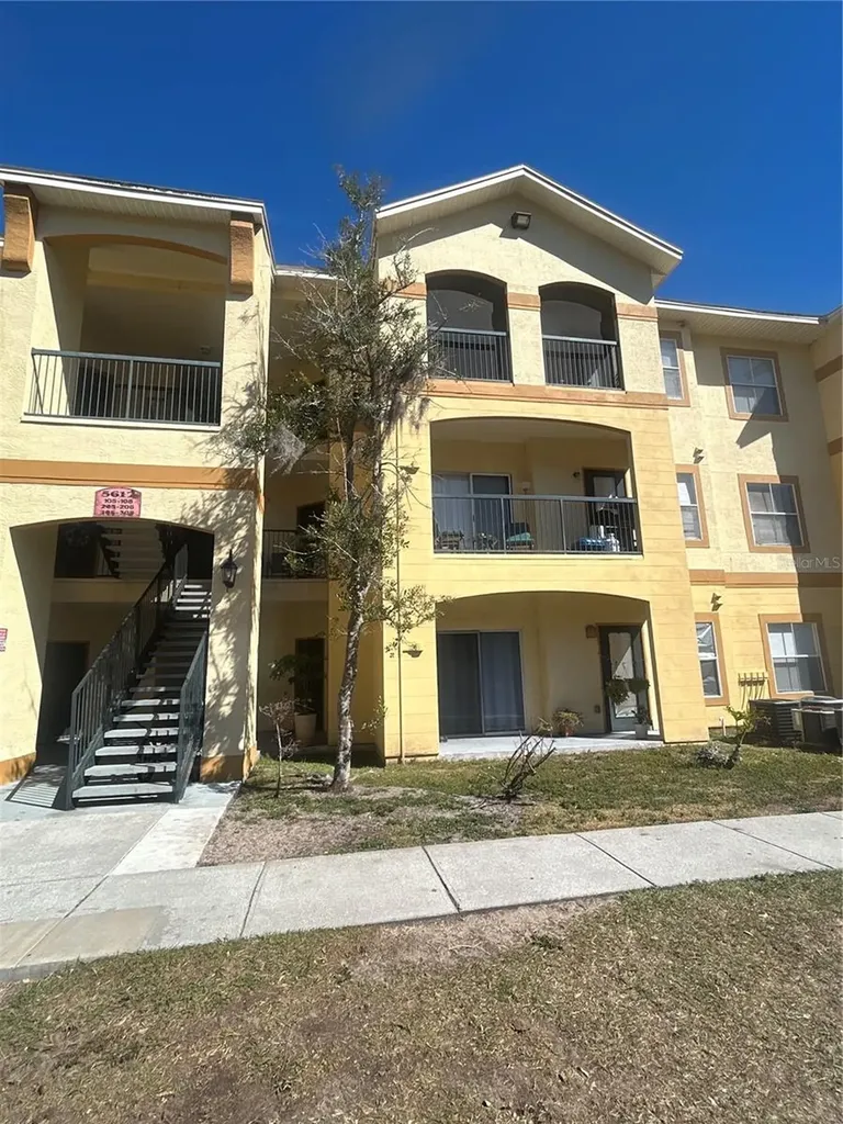 5612 Pinnacle Heights Circle Tampa FL 33624