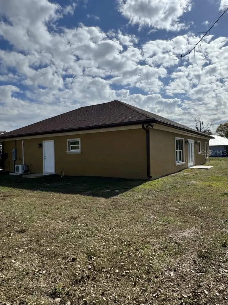 2809 SE 27th Avenue Okeechobee FL 34974